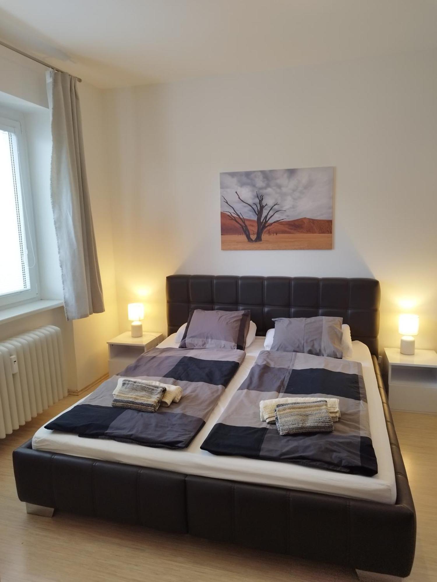 Apartament Amazing Flat In Old Town With Large Balcony Bratysława Zewnętrze zdjęcie